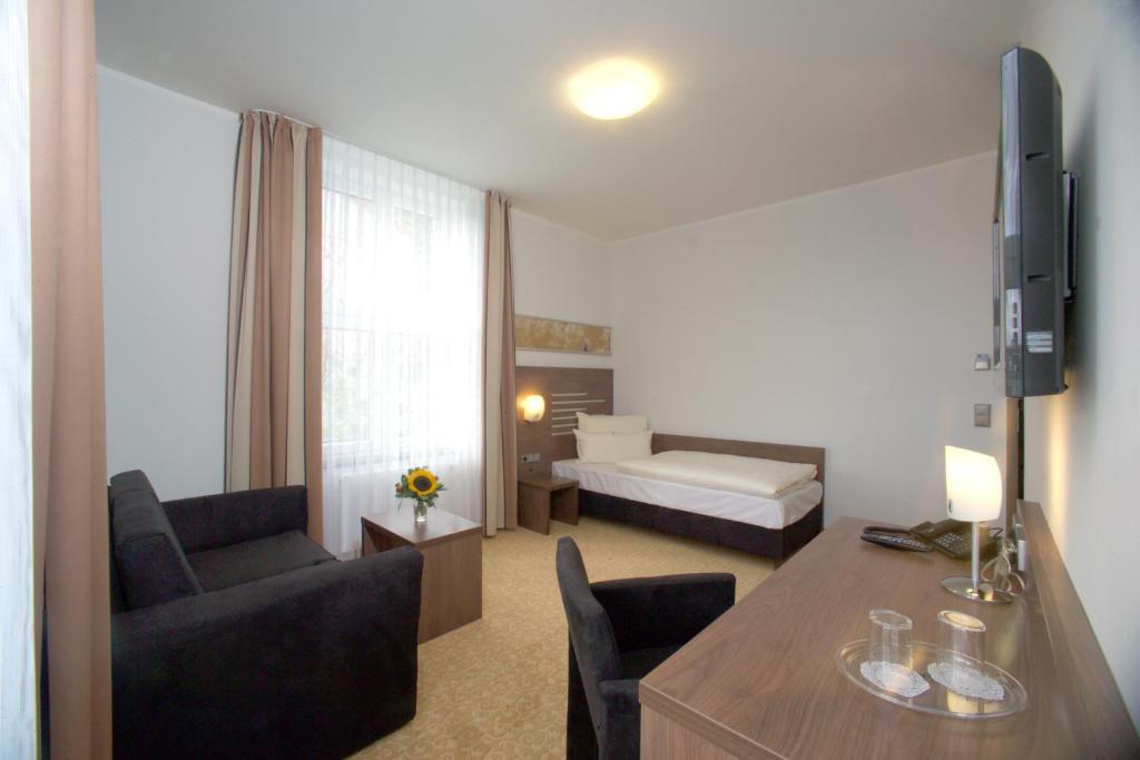 Hotel Bruehlerhoehe Erfurt Phòng bức ảnh