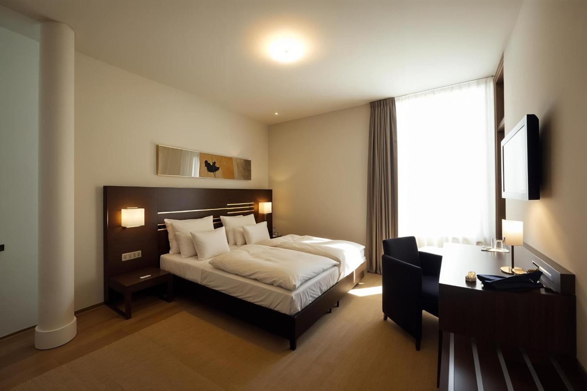 Hotel Bruehlerhoehe Erfurt Ngoại thất bức ảnh