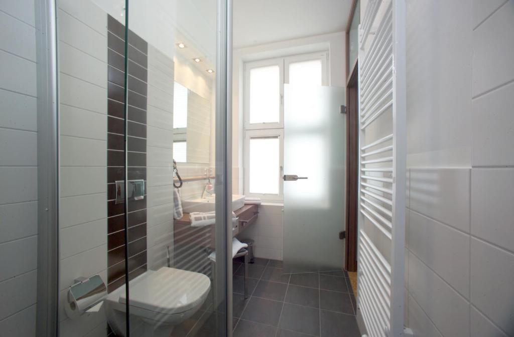 Hotel Bruehlerhoehe Erfurt Phòng bức ảnh